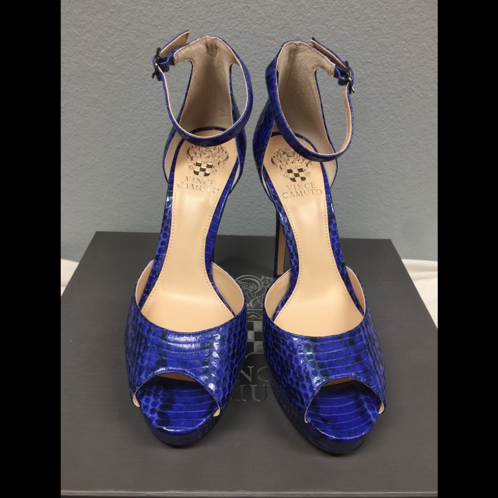 Blue snake print high heels